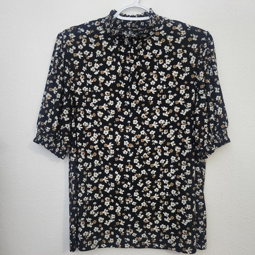 Anne Klein Black and‎ White Relaxed Blouse